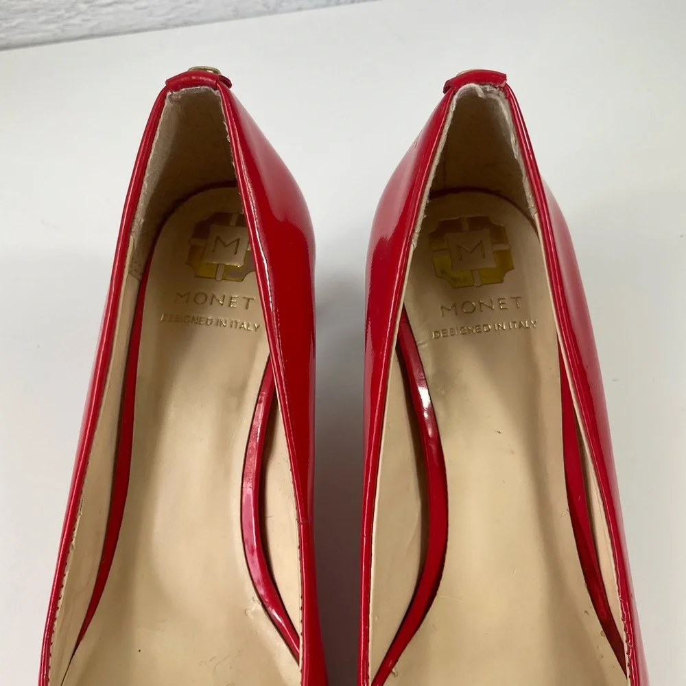 Monet Coral‎ Patent Leather 2 1/2 inch Heels, Size 6 1/2